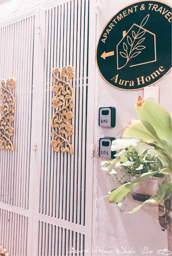 Aura Home Whole French House Hanoi Bagian luar foto