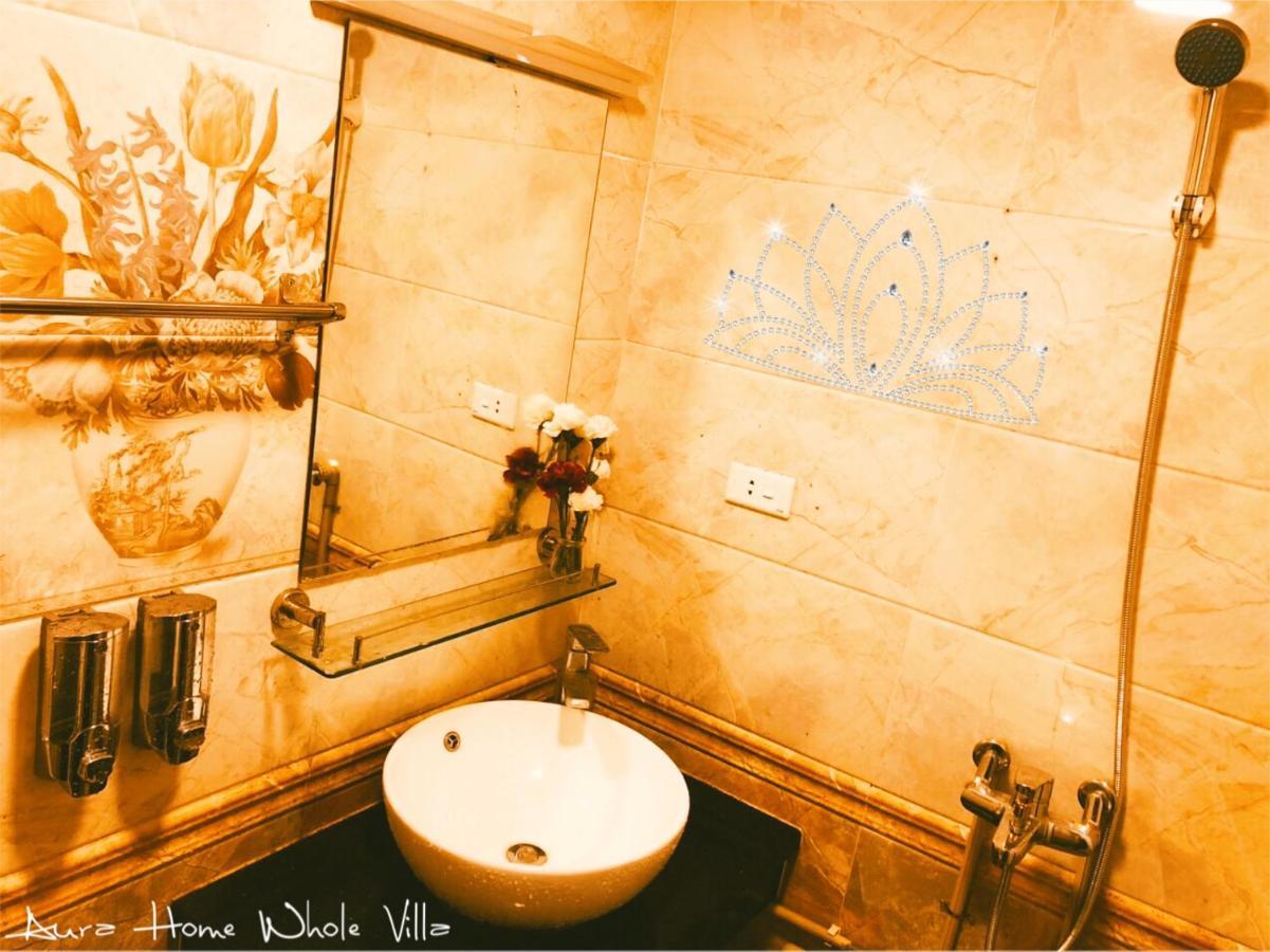 Aura Home Whole French House Hanoi Bagian luar foto